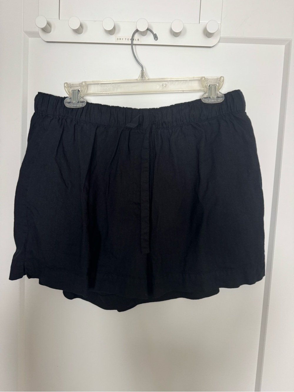 Rebecca Taylor Black Elastic-Waist Shorts w/drawstring. Pockets. EUC. Sz XL